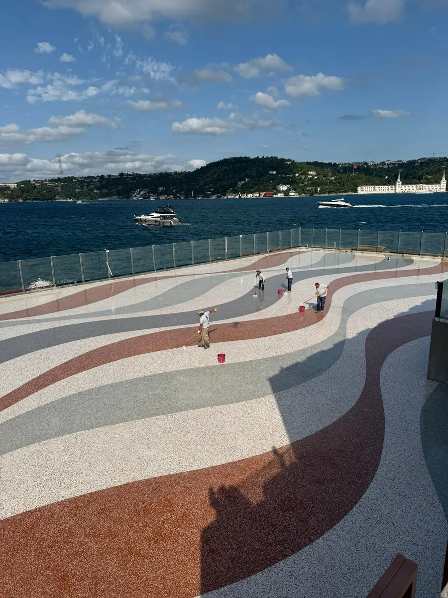 Galatasaray Adası dalga desenli terrazzo